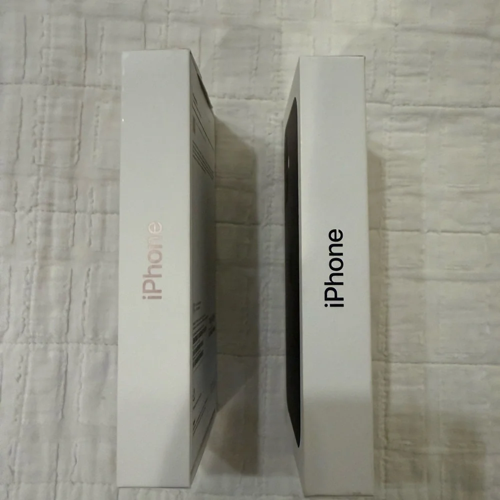 Apple iPhone 15 Pro Max in Black